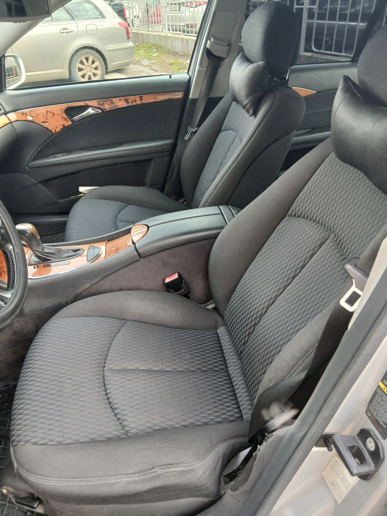 Mercedes-Benz E 320 224 �.�. 7G | Mobile.bg � ����������� 9