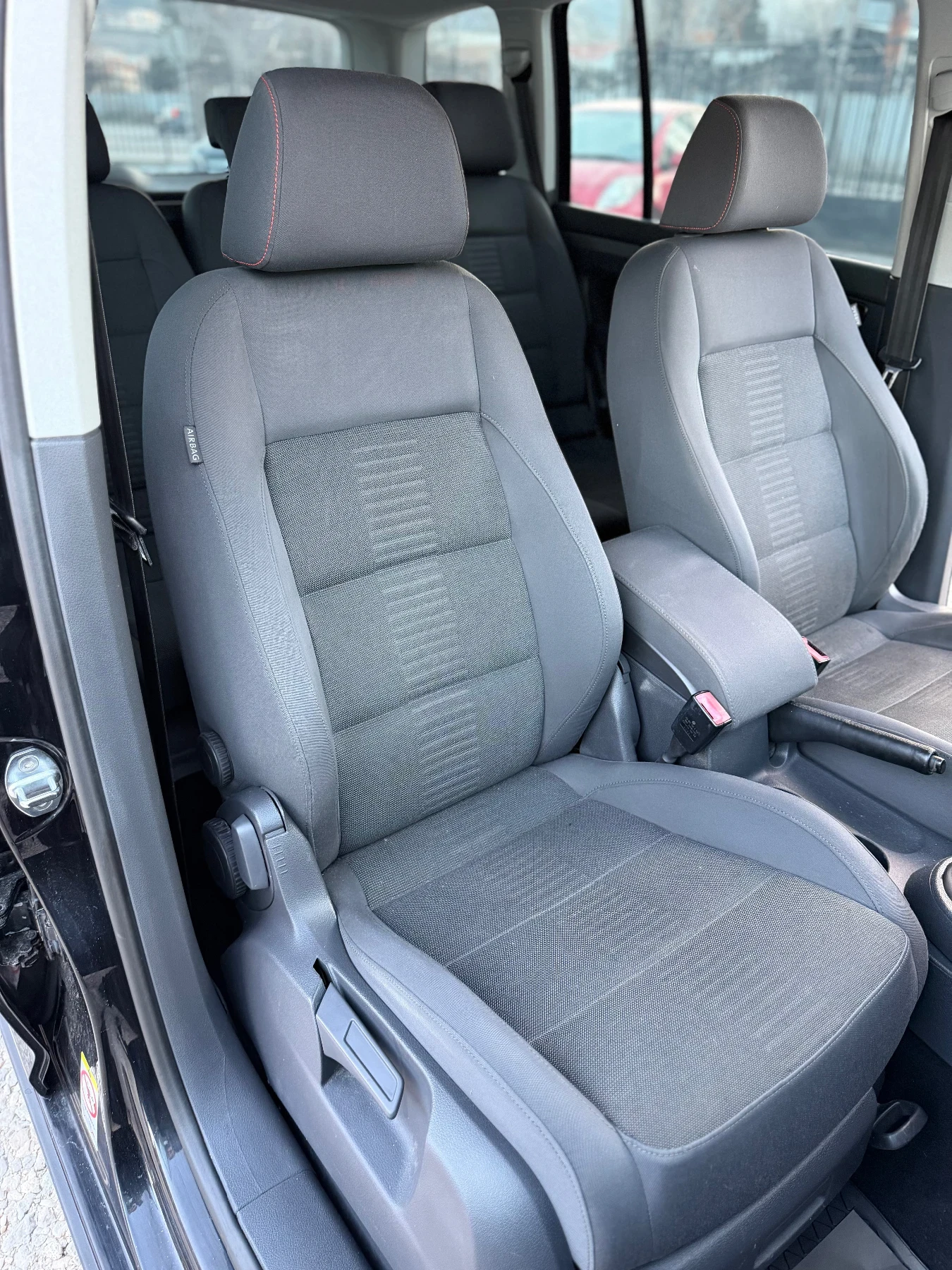 VW Touran CROSS/ ПОДГРЯВАНЕ, снимка 8 - Автомобили и джипове - 53801974