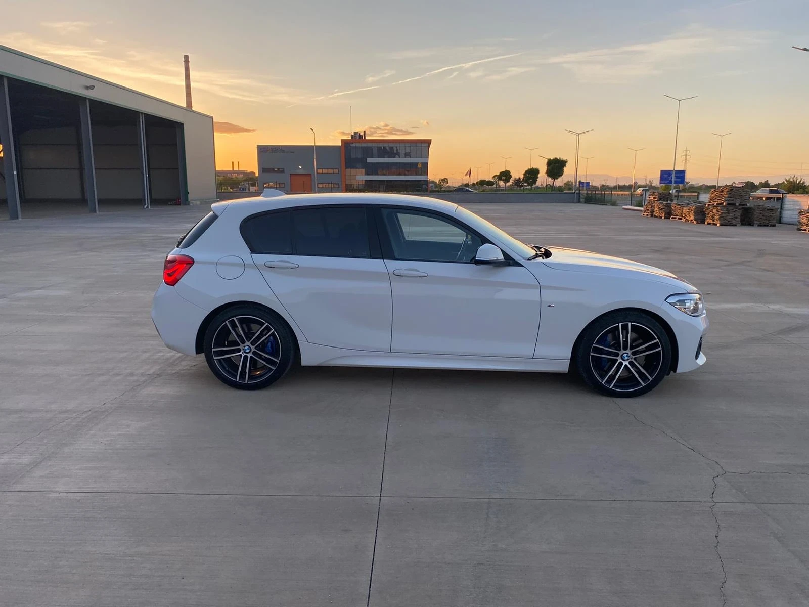 BMW 125 М пакет , снимка 4 - Автомобили и джипове - 53831342