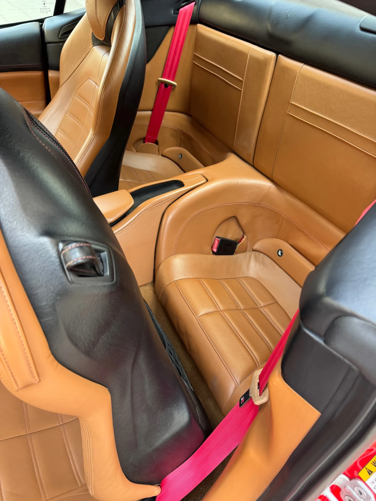 Ferrari California California Turbo ЛИЗИНГ , БАРТЕР, снимка 12 - Автомобили и джипове - 53869573