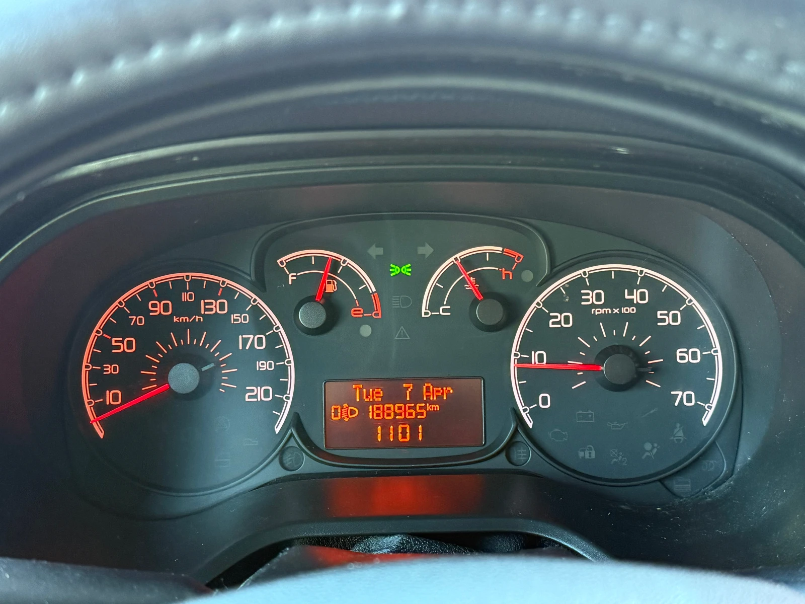 Fiat Doblo 1.3 multijet MAXI / 2 странични врати, снимка 12 - Автомобили и джипове - 54237648