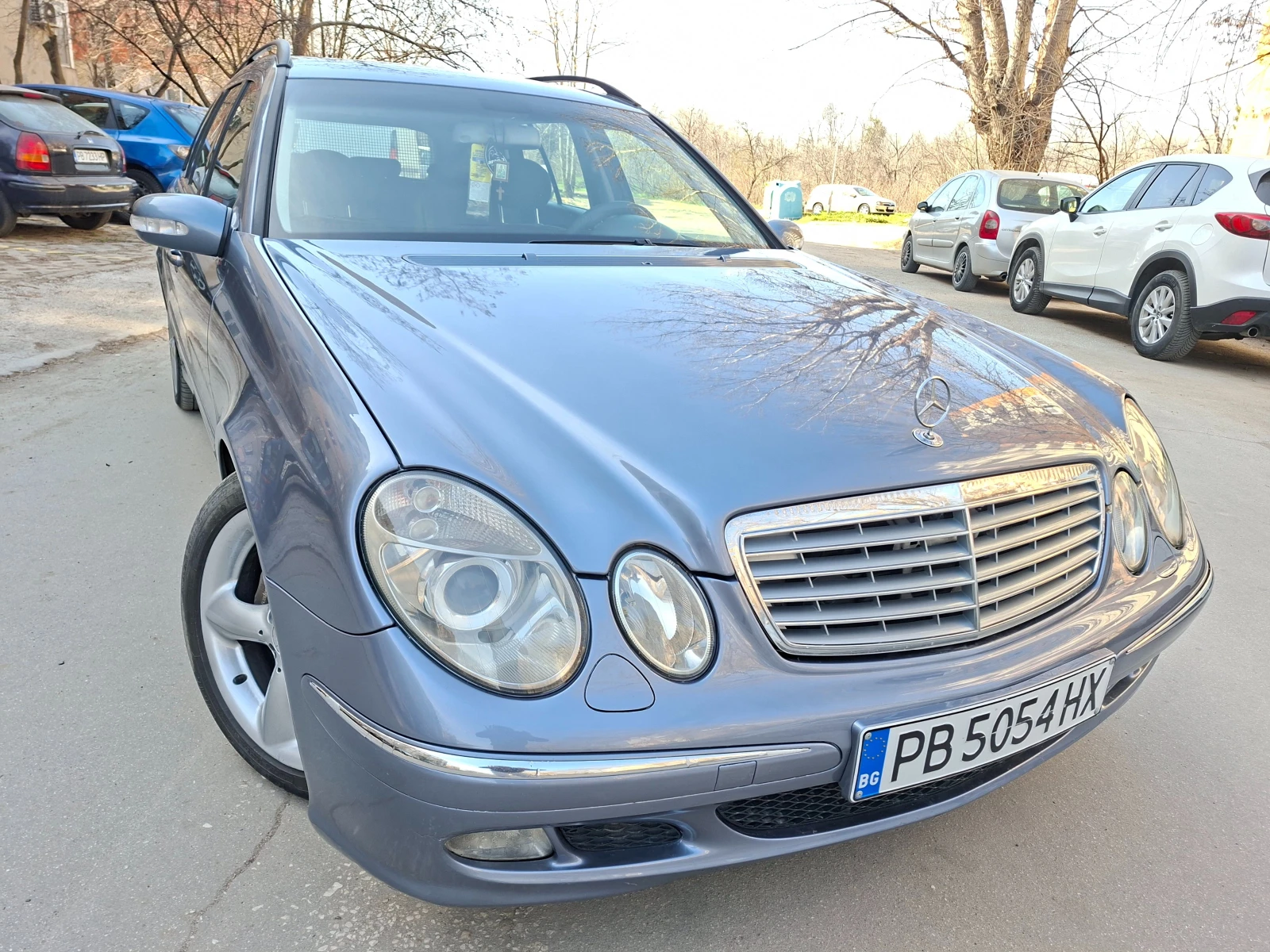Mercedes-Benz E 320 CDI автоматик, снимка 11 - Автомобили и джипове - 54142042