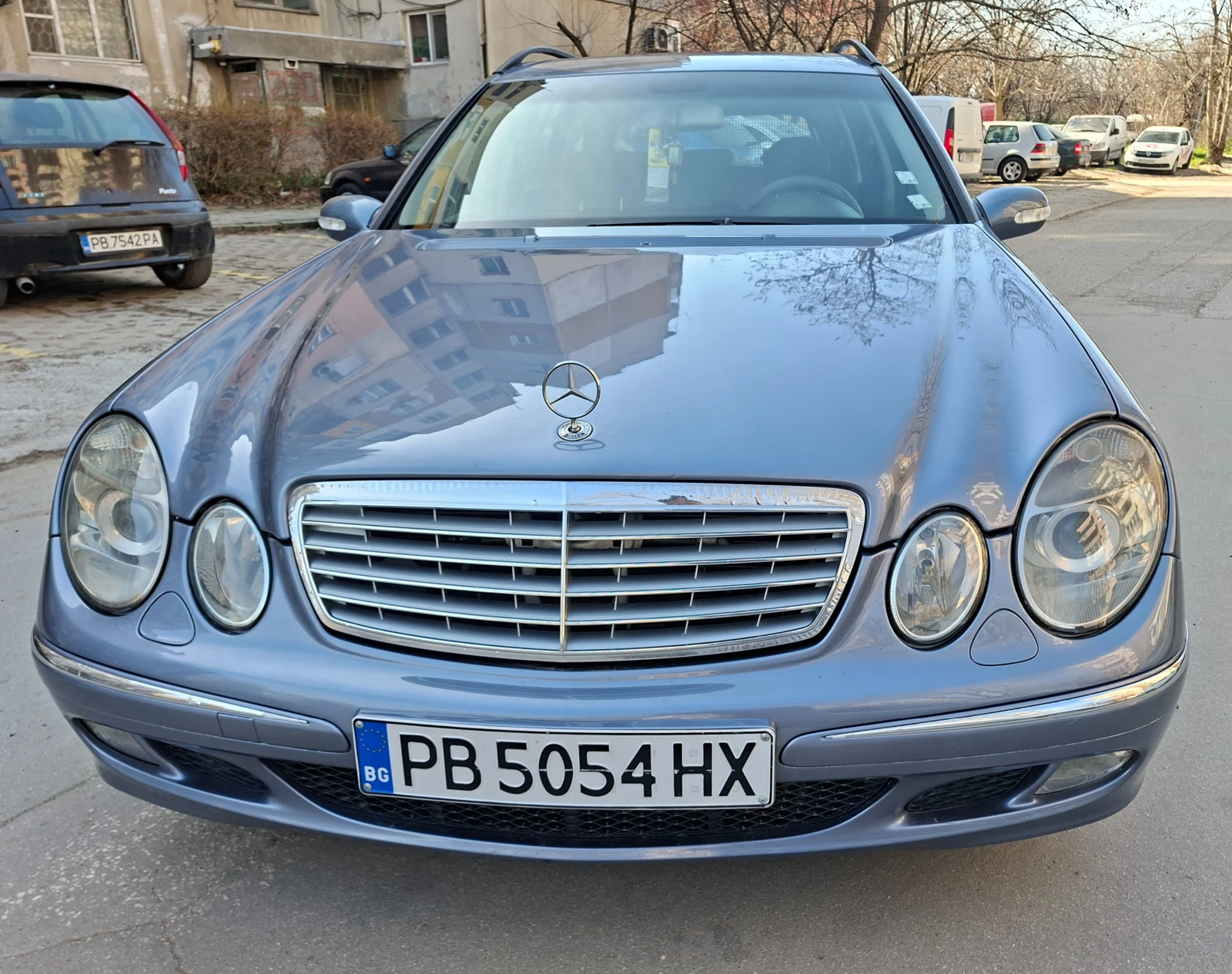 Mercedes-Benz E 320 CDI автоматик, снимка 5 - Автомобили и джипове - 54142042