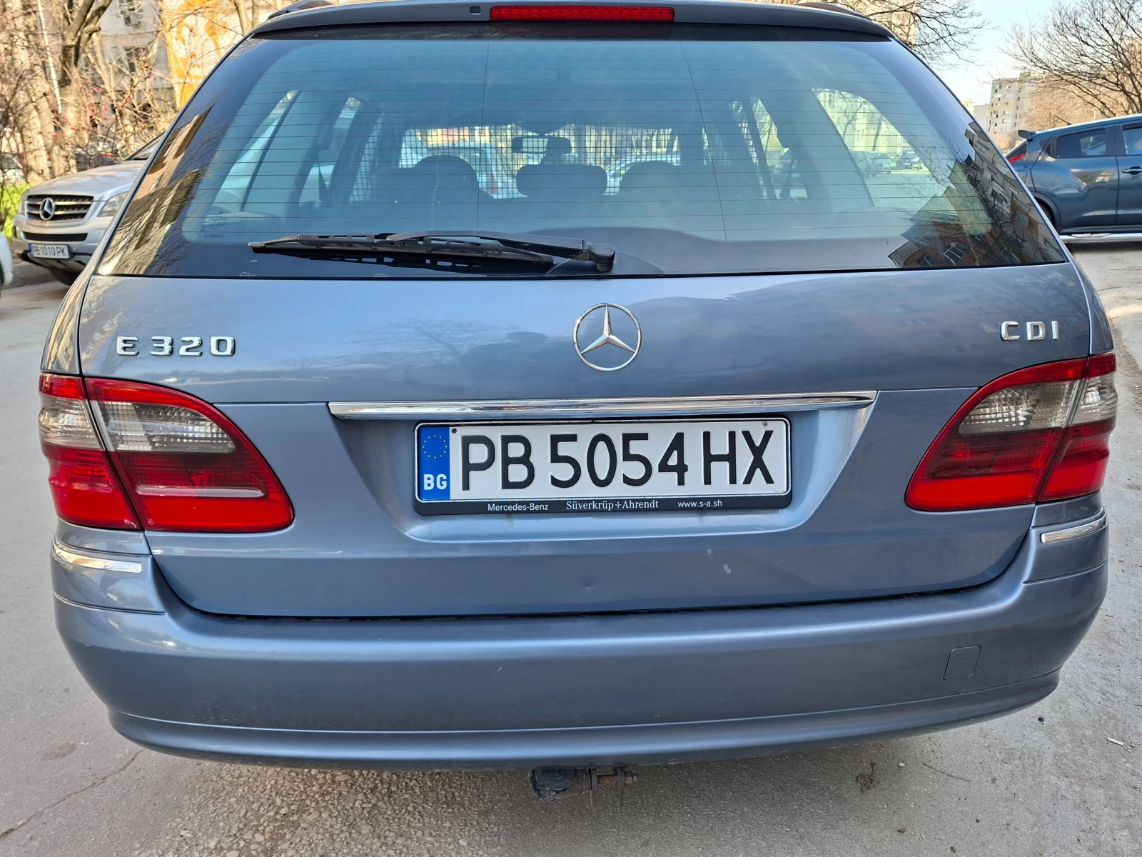 Mercedes-Benz E 320 CDI автоматик, снимка 3 - Автомобили и джипове - 54142042