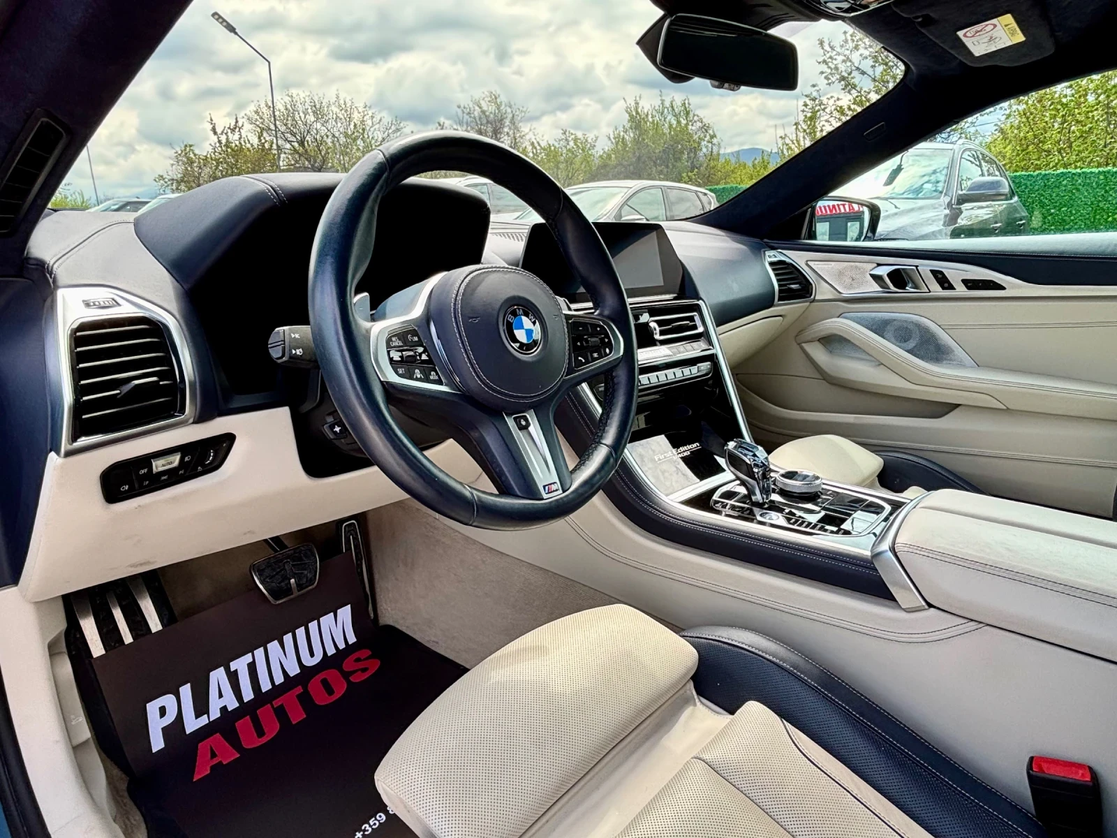 BMW 850 V8/CARBON PAKET/FIRST EDITION/1от400, снимка 4 - Автомобили и джипове - 54287528