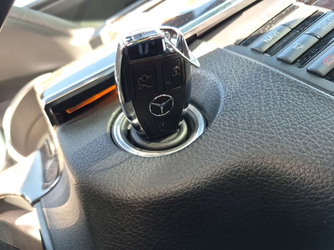 Mercedes-Benz E 250 * BLUETEC * CARFAX * ���� �� �� | Mobile.bg � ����������� 9