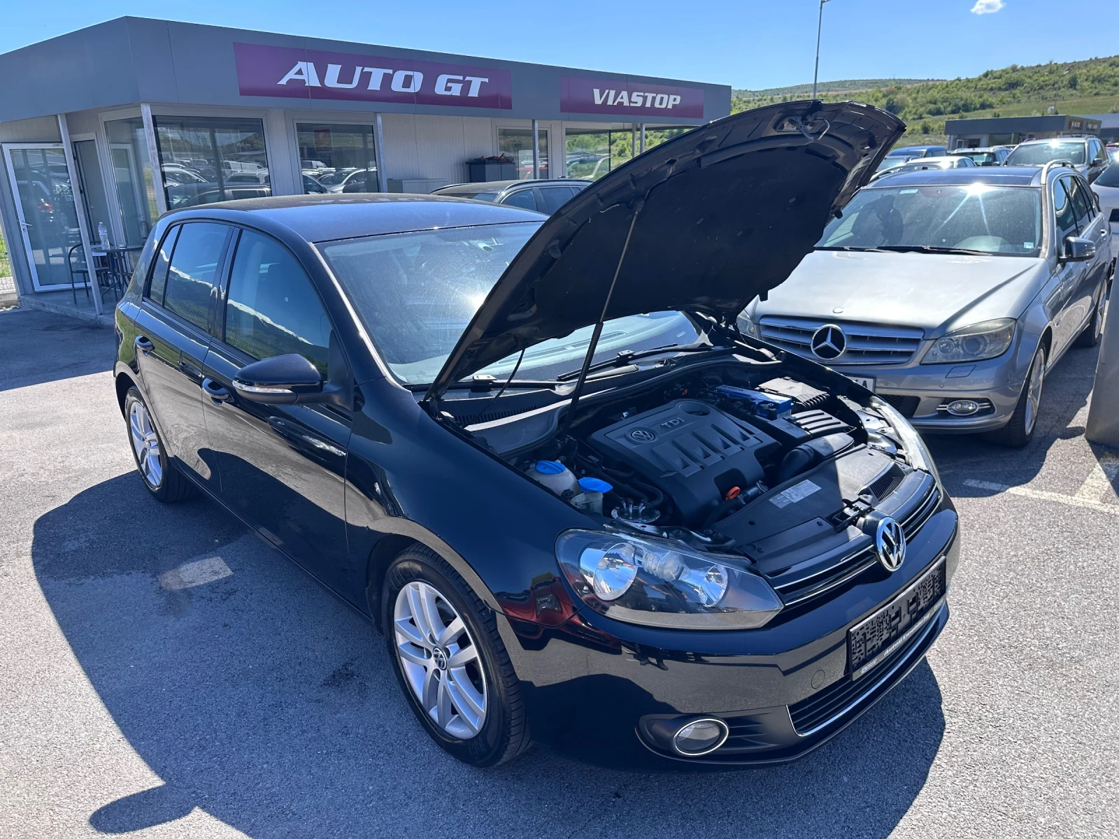 VW Golf 2.0 TDI Highline !, снимка 9 - Автомобили и джипове - 54319737