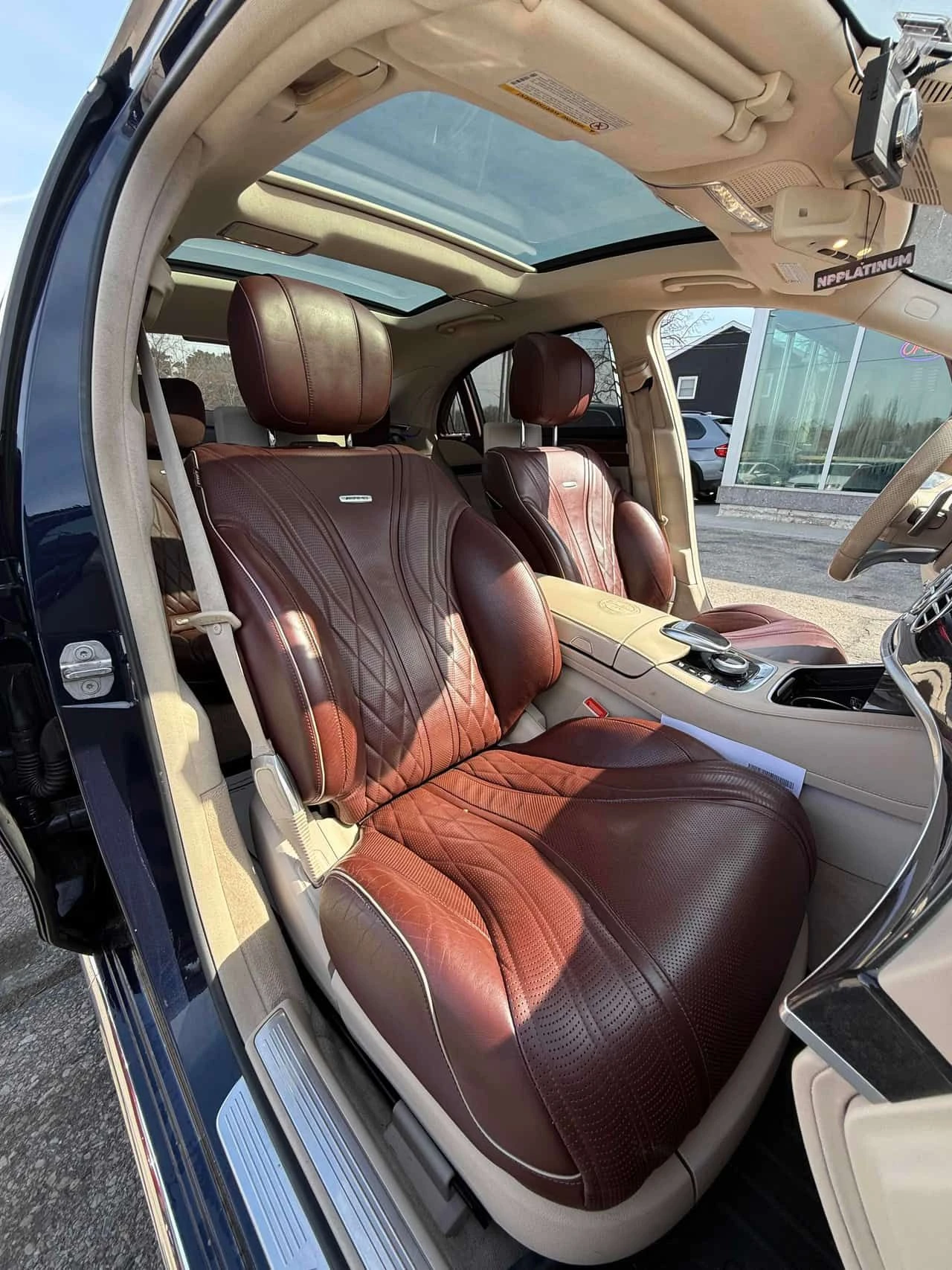 Mercedes-Benz S 63 AMG  Designo | Chauffeur pkg | , снимка 12 - Автомобили и джипове - 54331676