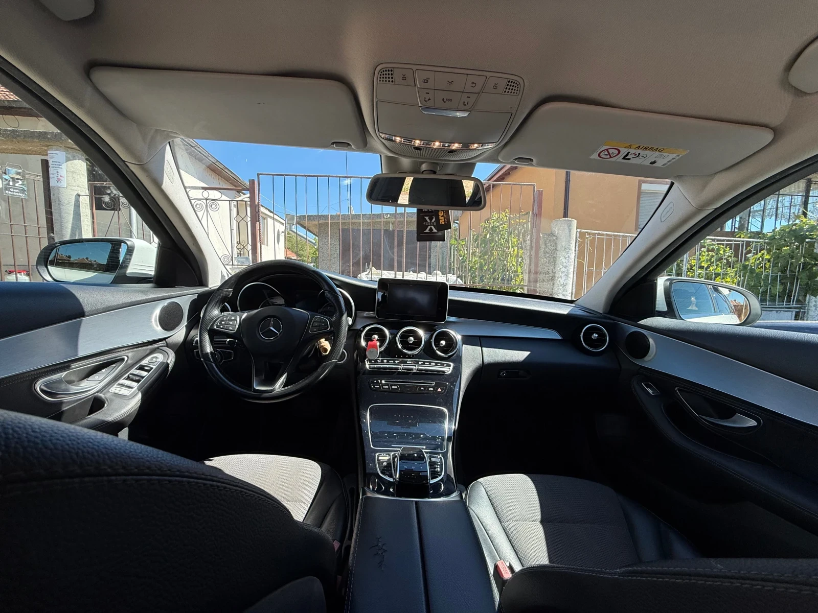 Mercedes-Benz C 220, снимка 7 - Автомобили и джипове - 54387946