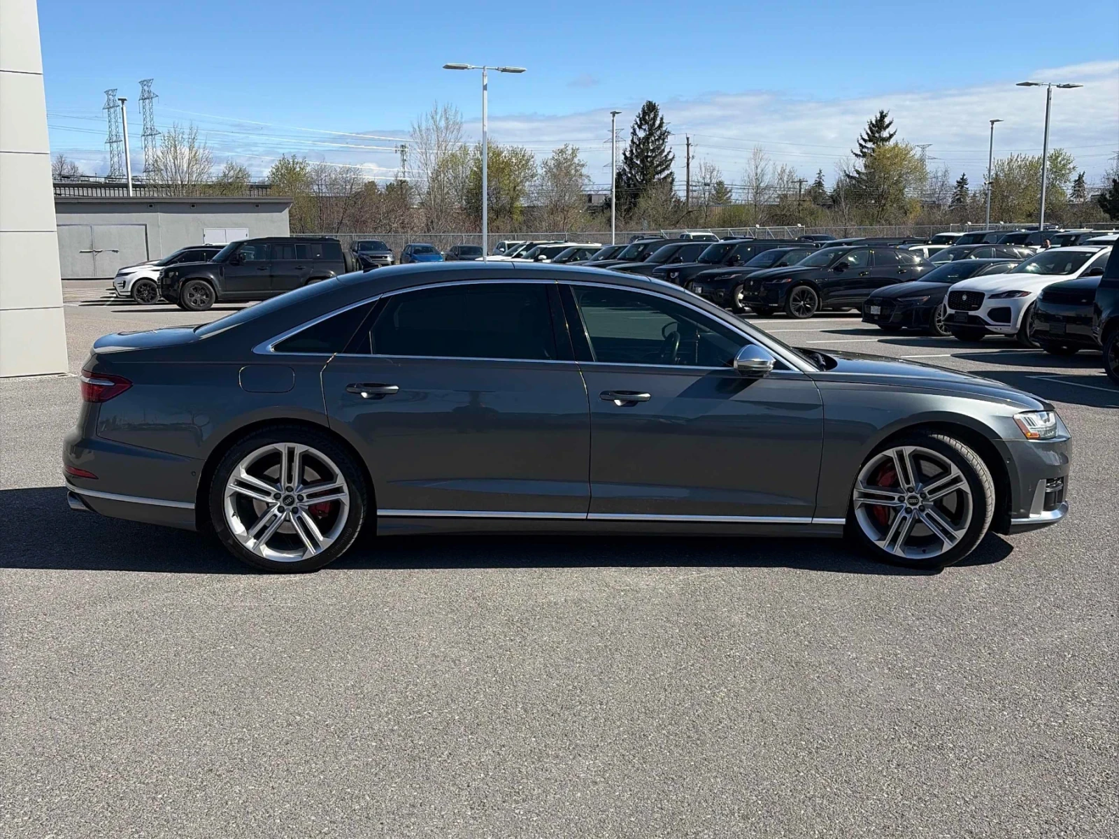 Audi S8 CARFAX * АВТОКРЕДИТ * ПРОГНОЗНА ЦЕНА ДО БГ, снимка 3 - Автомобили и джипове - 54528078