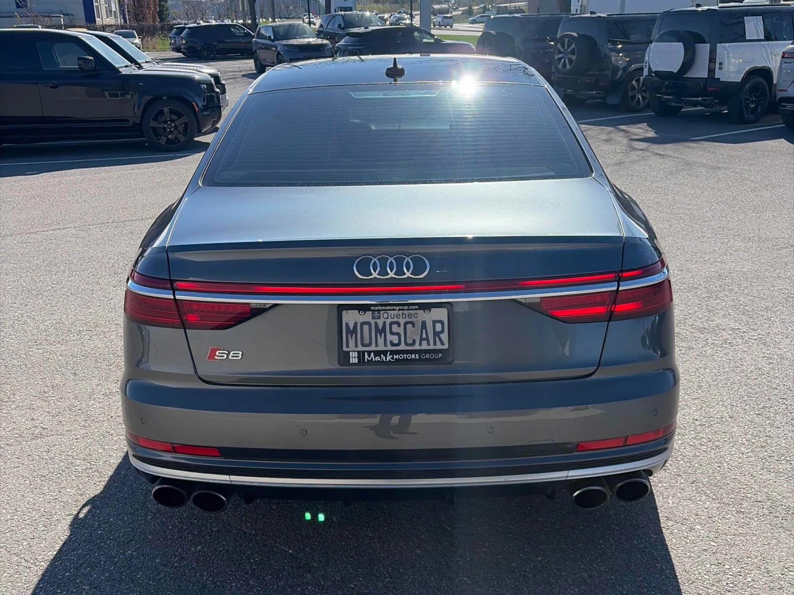 Audi S8 CARFAX * АВТОКРЕДИТ * ПРОГНОЗНА ЦЕНА ДО БГ, снимка 4 - Автомобили и джипове - 54528078