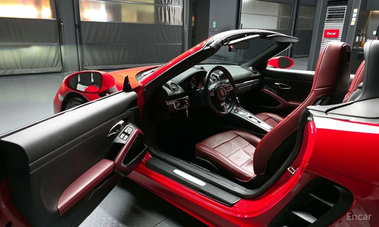 Porsche Boxster 718 2.0* КОЖА* ПОДГРЕВ* , снимка 7 - Автомобили и джипове - 54593036