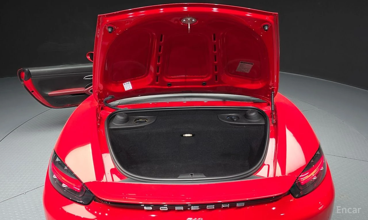 Porsche Boxster 718 2.0* КОЖА* ПОДГРЕВ* , снимка 6 - Автомобили и джипове - 54593036