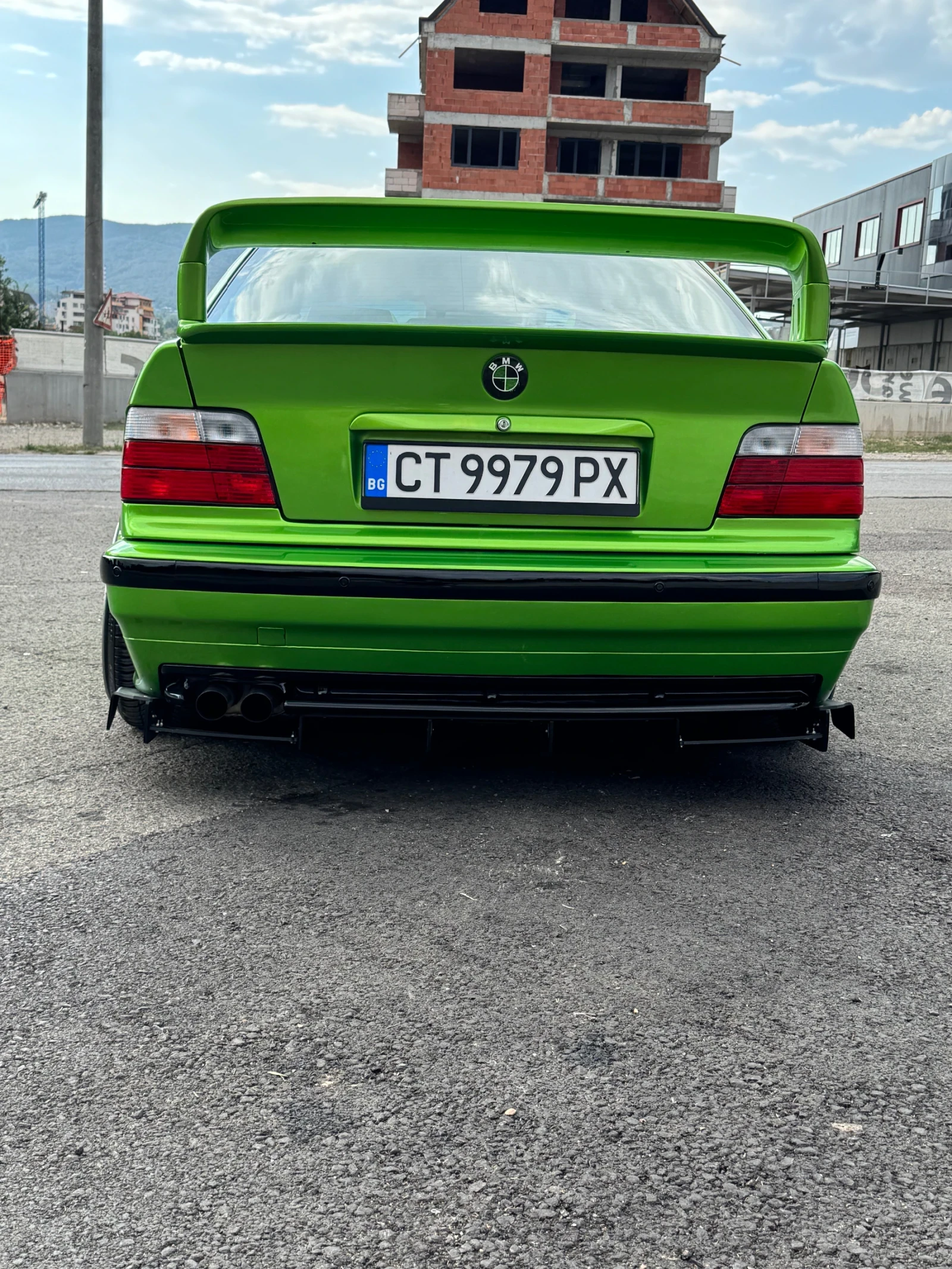 BMW 320, снимка 4 - Автомобили и джипове - 55326533