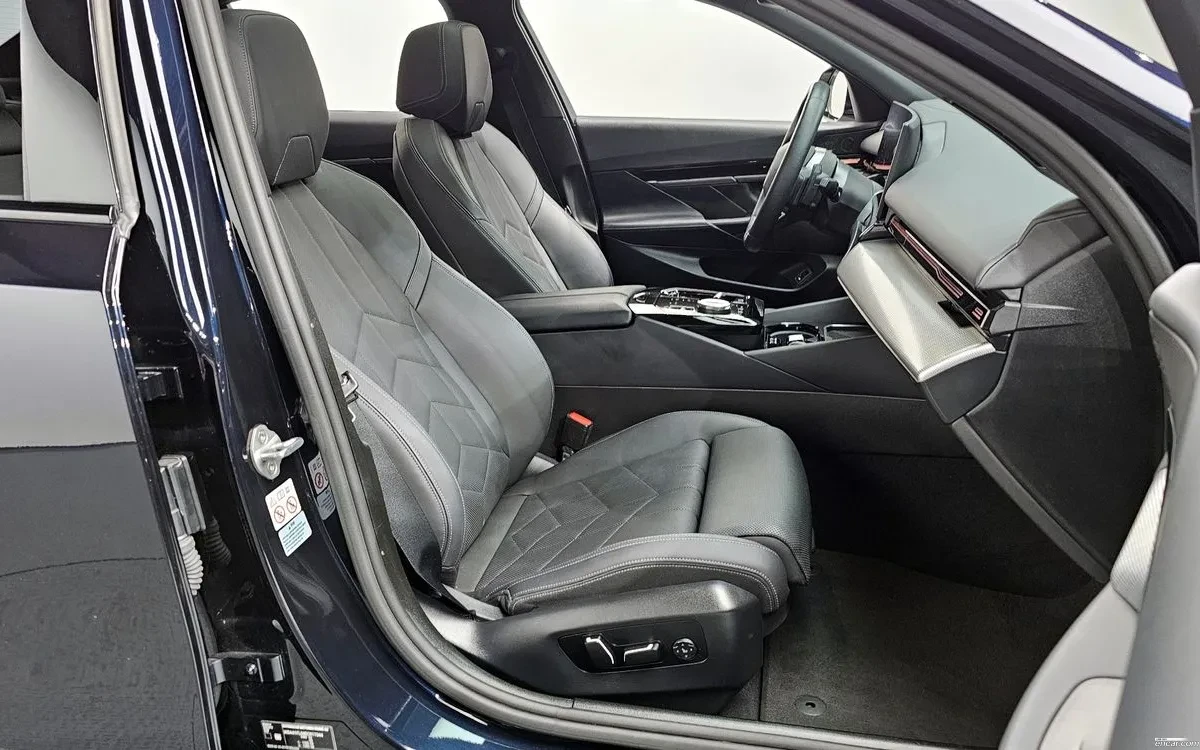 BMW 523 Msports, снимка 9 - Автомобили и джипове - 55507799