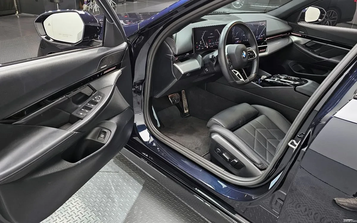 BMW 523 Msports, снимка 10 - Автомобили и джипове - 55507799