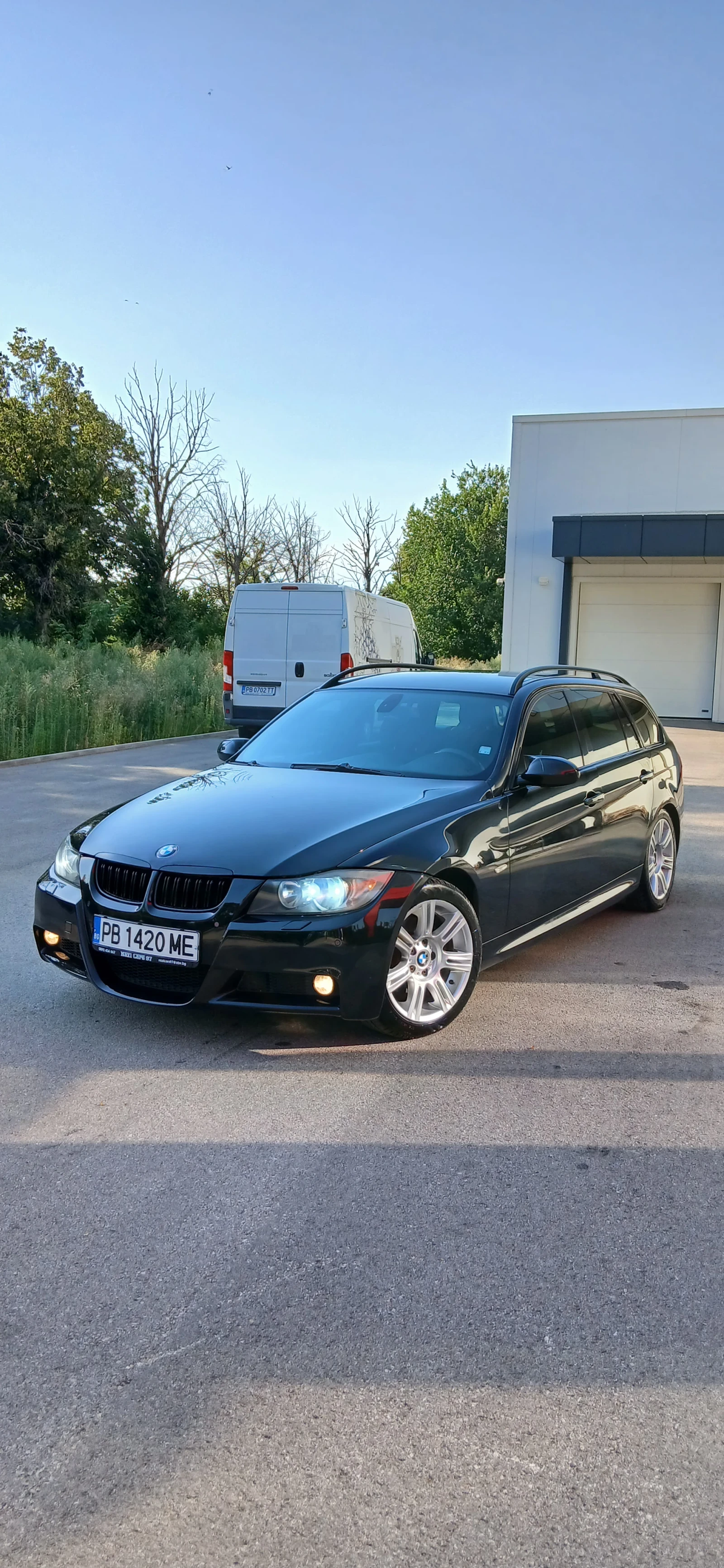 BMW 320