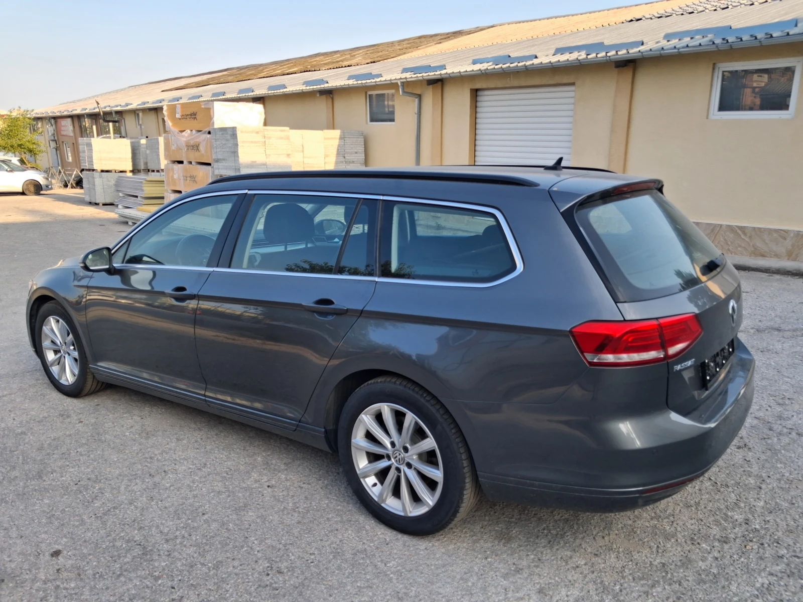 VW Passat 2.0TDI | Mobile.bg � ����������� 5