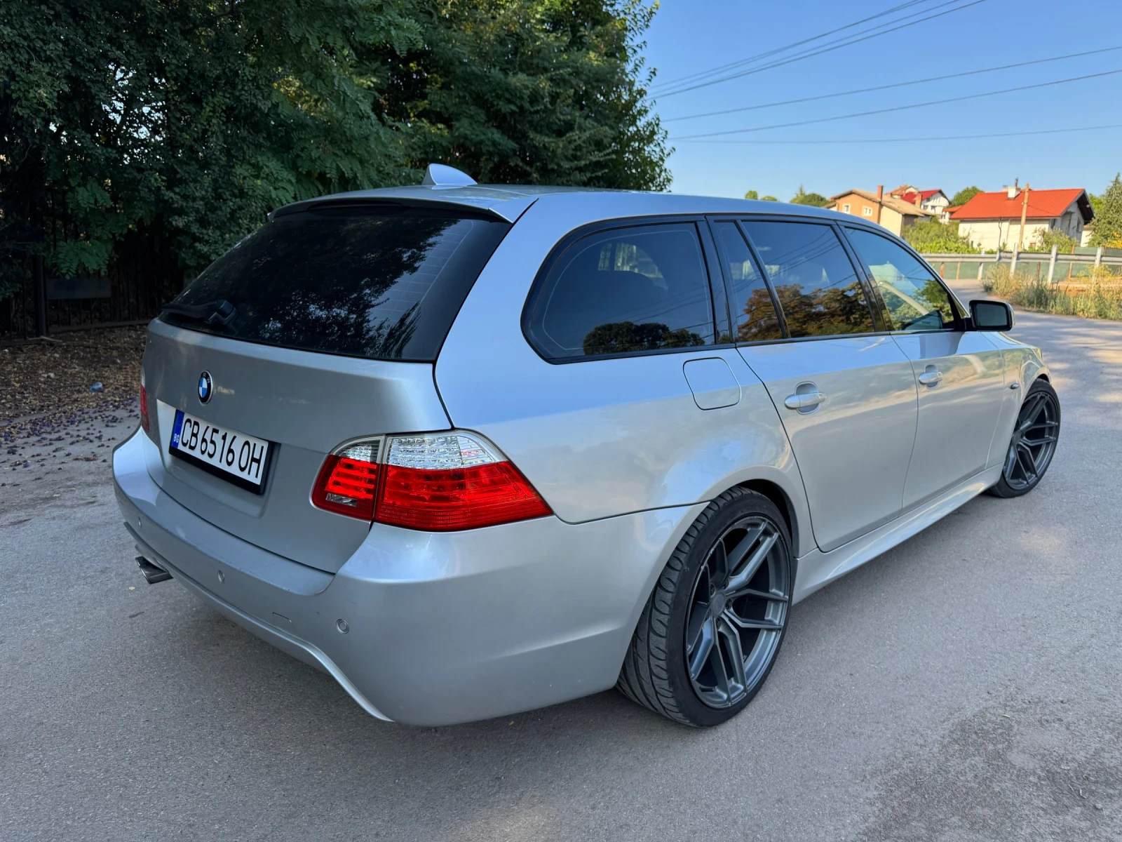 BMW 525 M-pack, Keyless, CIC, distr, Soft close, снимка 10 - Автомобили и джипове - 55782261
