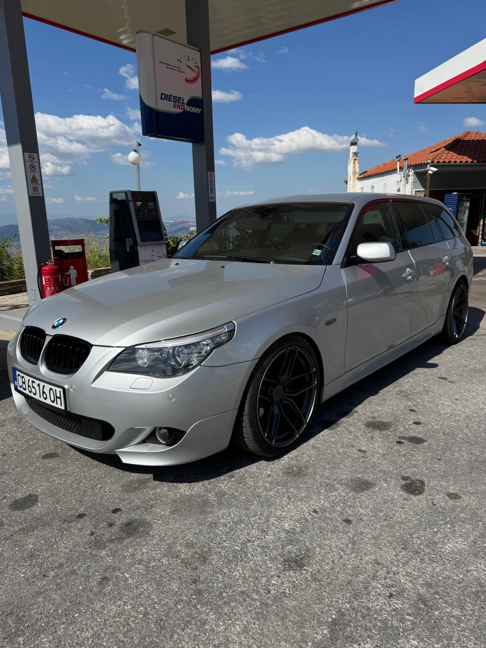 BMW 525 M-pack, Keyless, CIC, distr, Soft close, снимка 12 - Автомобили и джипове - 55782261