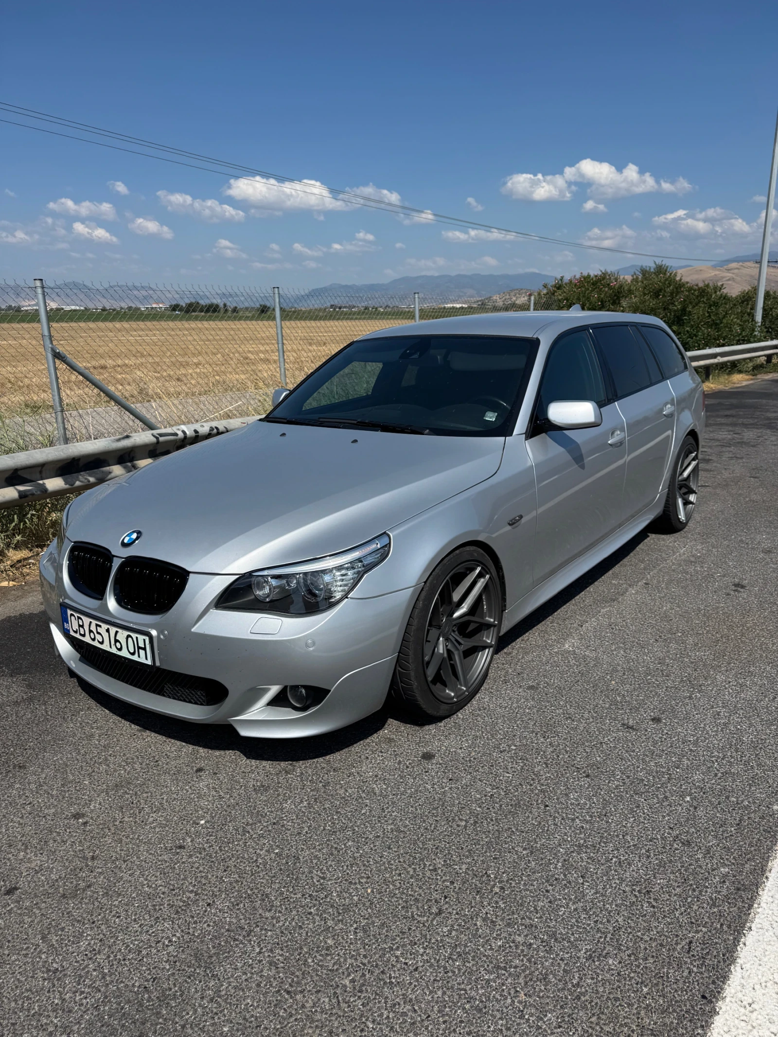 BMW 525 M-pack, Keyless, CIC, distr, Soft close, снимка 13 - Автомобили и джипове - 55782261