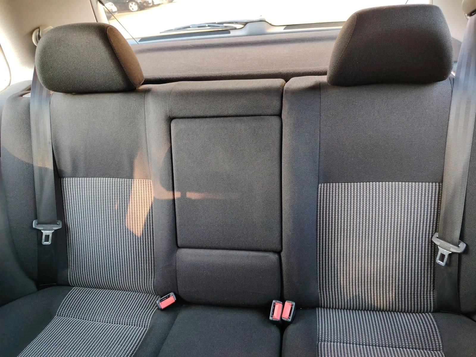 VW Golf, снимка 14 - Автомобили и джипове - 55843837