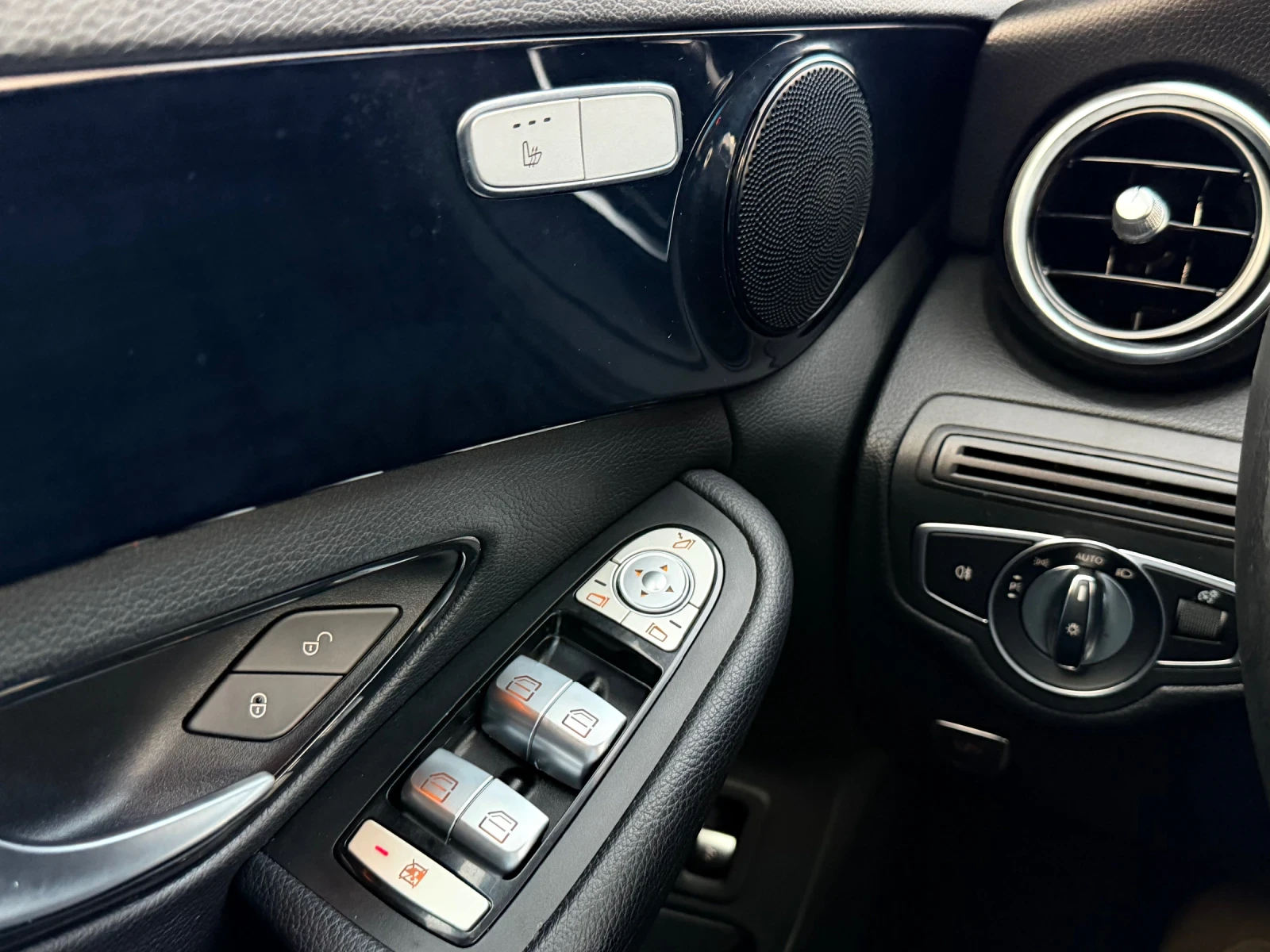 Mercedes-Benz C 200 CDI / FACE LIFT / DISTRONIC , снимка 9 - Автомобили и джипове - 56274976