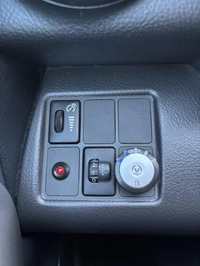 Toyota Rav4 2, 0 Газ/ръчни/Android, снимка 8