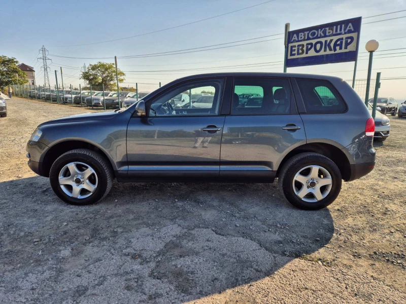 VW Touareg 2.5TDI Автомат, снимка 2 - Автомобили и джипове - 47711659