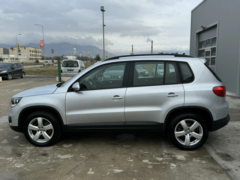 VW Tiguan 122ps* НАВИ* 6скорости, снимка 2 - Автомобили и джипове - 48127642