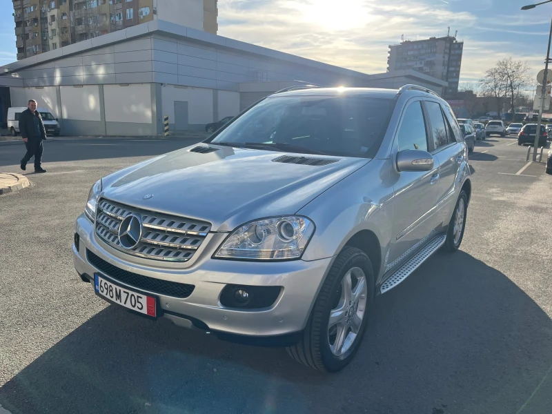 Mercedes-Benz ML 320 3.2 SPORT, снимка 8 - Автомобили и джипове - 49391079