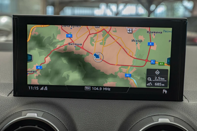 Audi Q2 SQ2/2.0TFSI/Bang&Olufsen/HuD/Virtual/Dist./Side As, снимка 16 - Автомобили и джипове - 51190521