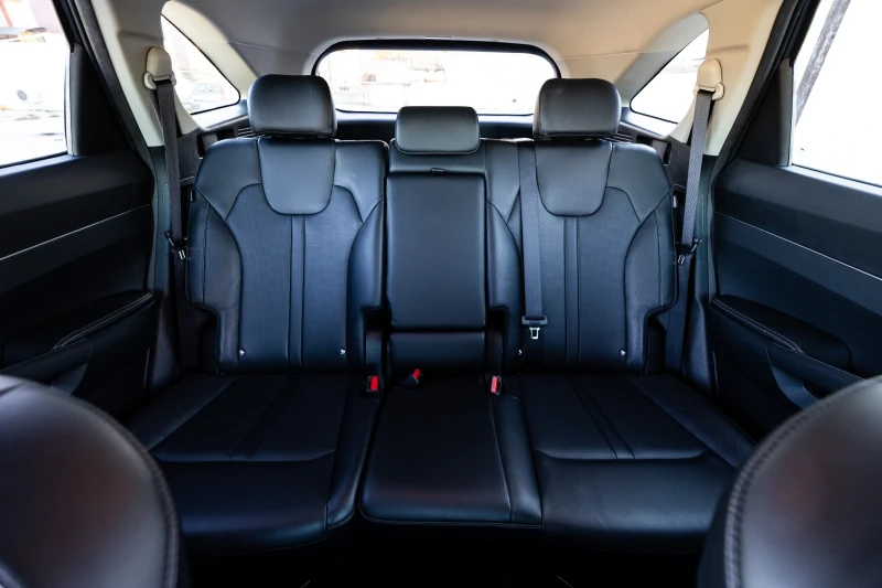 Kia Sorento S AWD 7 места, снимка 14 - Автомобили и джипове - 52237589