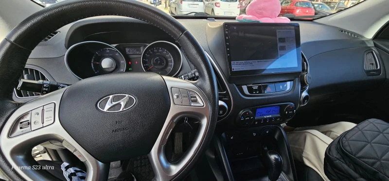 Hyundai IX35 2.0crdi, снимка 10 - Автомобили и джипове - 52513771