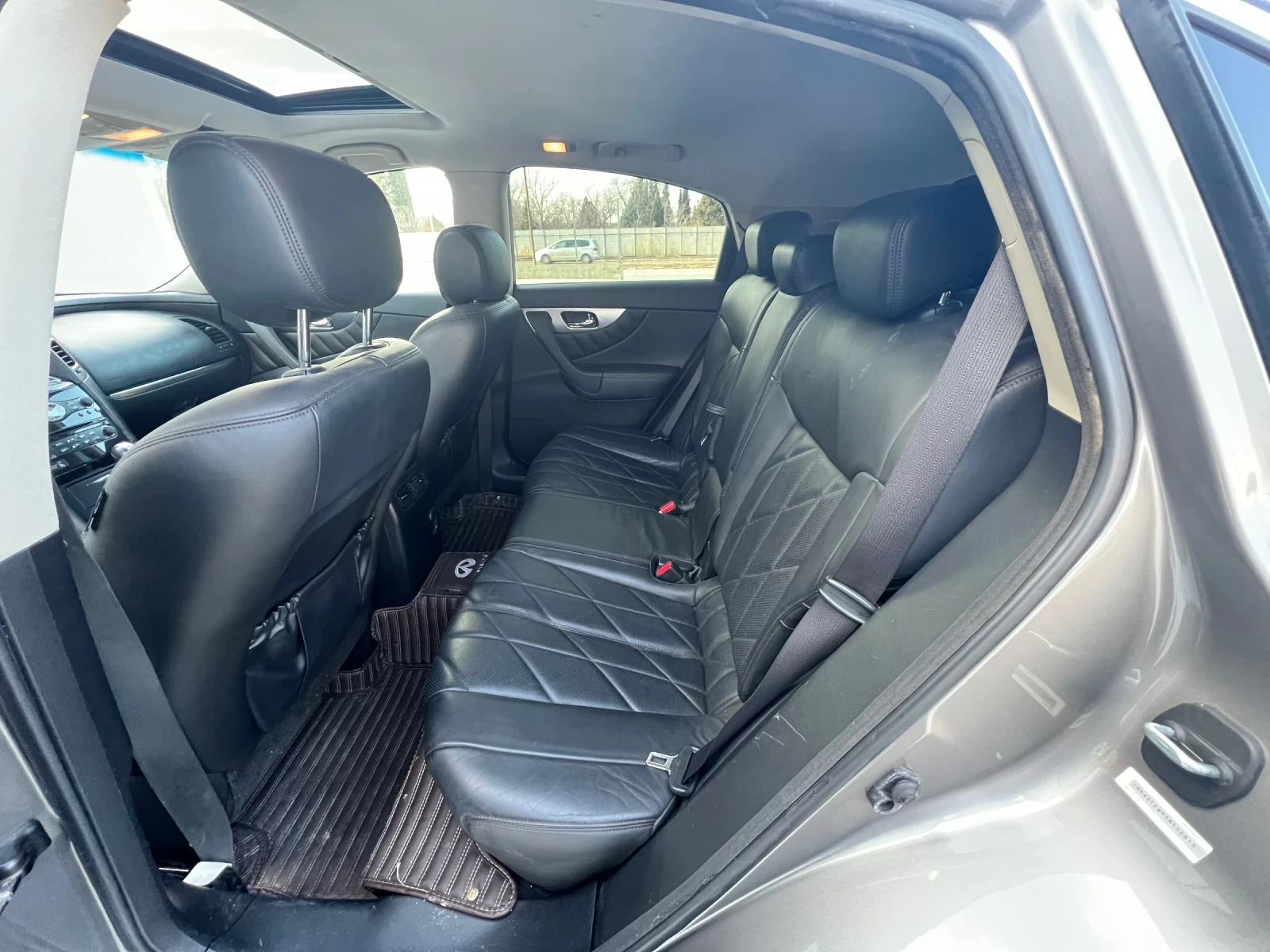 Infiniti Fx 35  - изображение 8