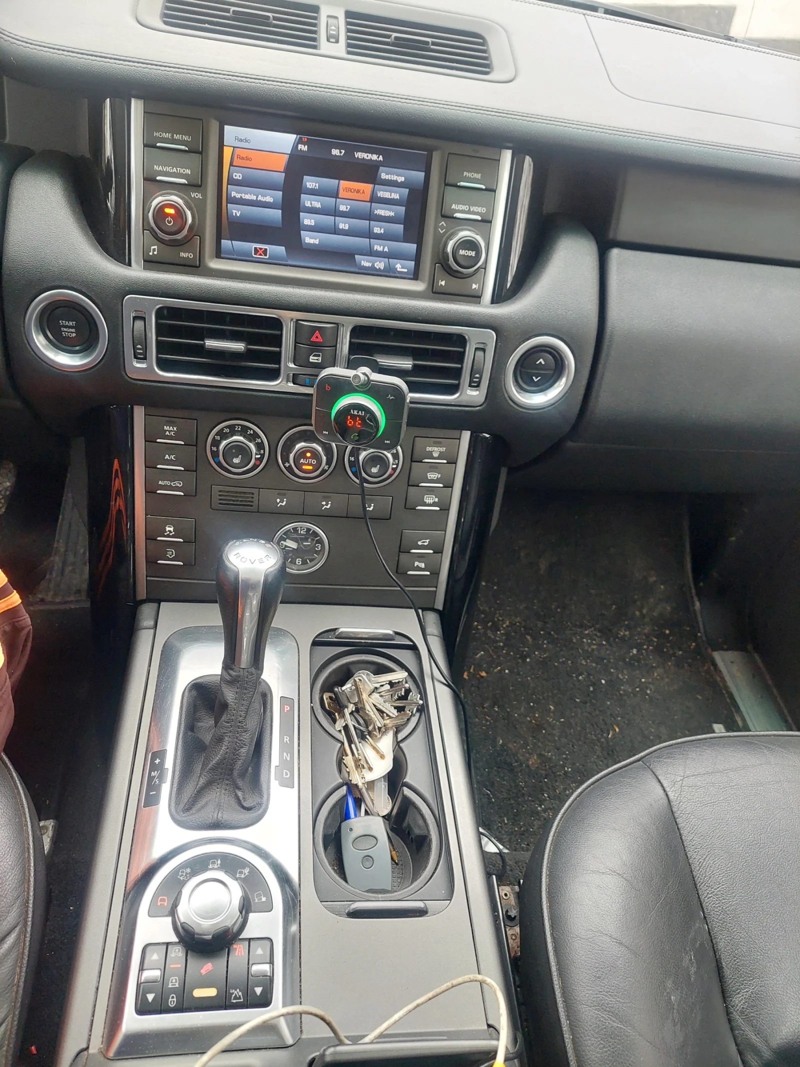 Land Rover Range rover VOGUE 3.6 - изображение 2