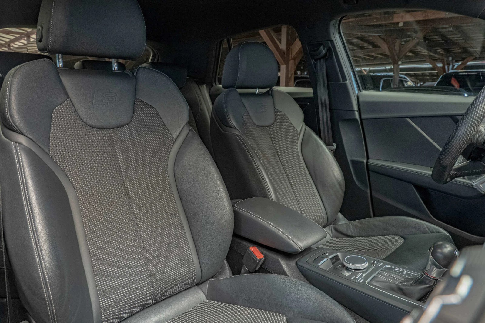 Audi Q2 SQ2/2.0TFSI/Bang&Olufsen/HuD/Virtual/Dist./Side As - изображение 9