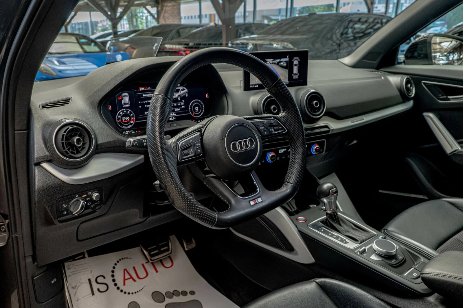 Audi Q2 SQ2/2.0TFSI/Bang&Olufsen/HuD/Virtual/Dist./Side As - изображение 7