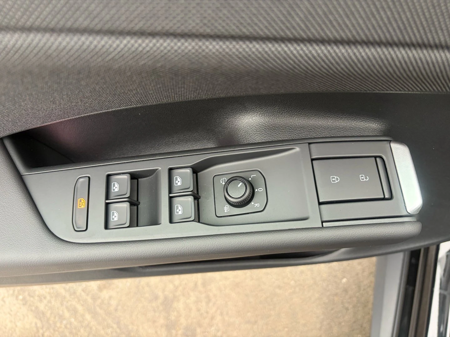 VW T-Roc Life 1.5 eTSI OPF DSG | Mobile.bg � ����������� 12