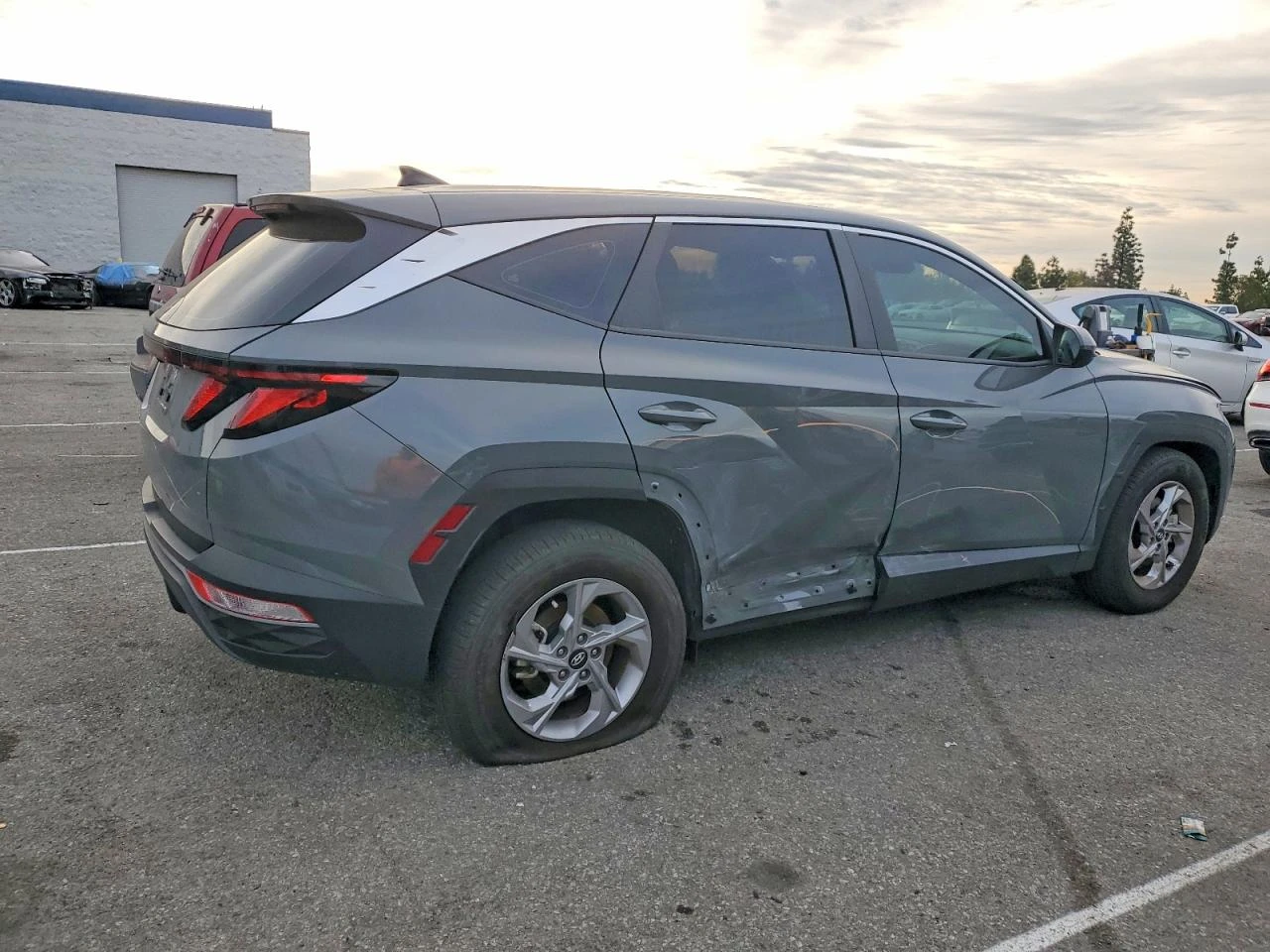 Hyundai Tucson 2.5l Se, снимка 3 - Автомобили и джипове - 53965661