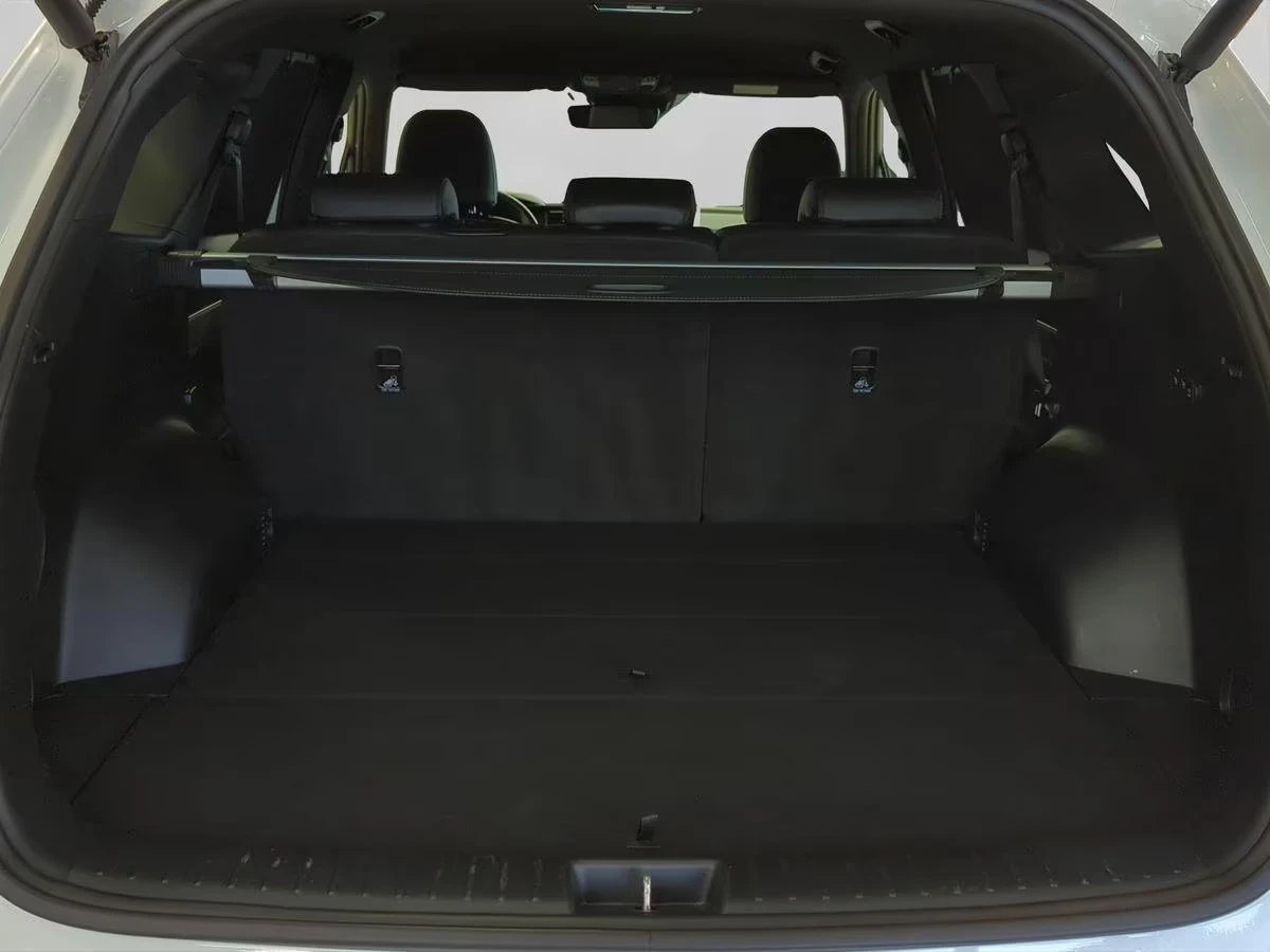 Kia Sorento 2.2/201HP/4X4/PALTINUM/360/NAVI/ACC/KLESS/266z, снимка 8 - Автомобили и джипове - 54082088