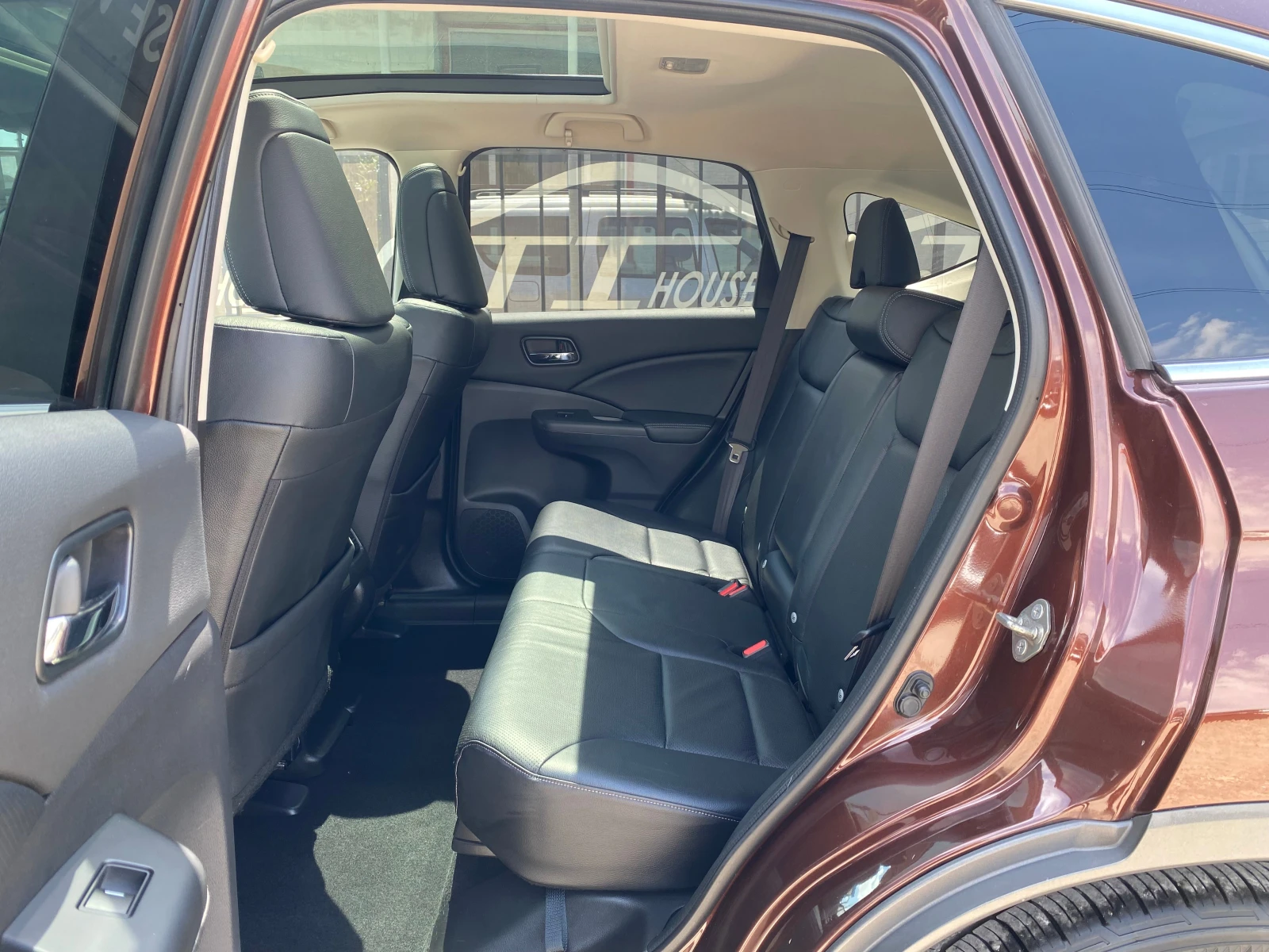 Honda Cr-v 2.0 i-VTEC* Executive* 4WD, снимка 15 - Автомобили и джипове - 54454774