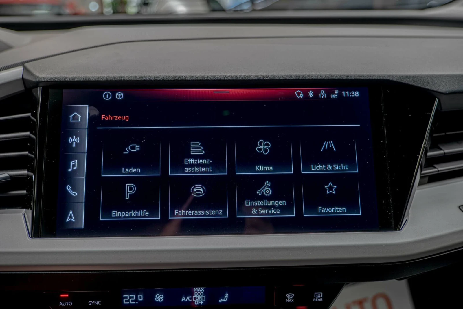 Audi Q4 35/E-Tron/Comfort Packet/MMI Touch/Pre Sense/Isofi, снимка 12 - Автомобили и джипове - 55078357