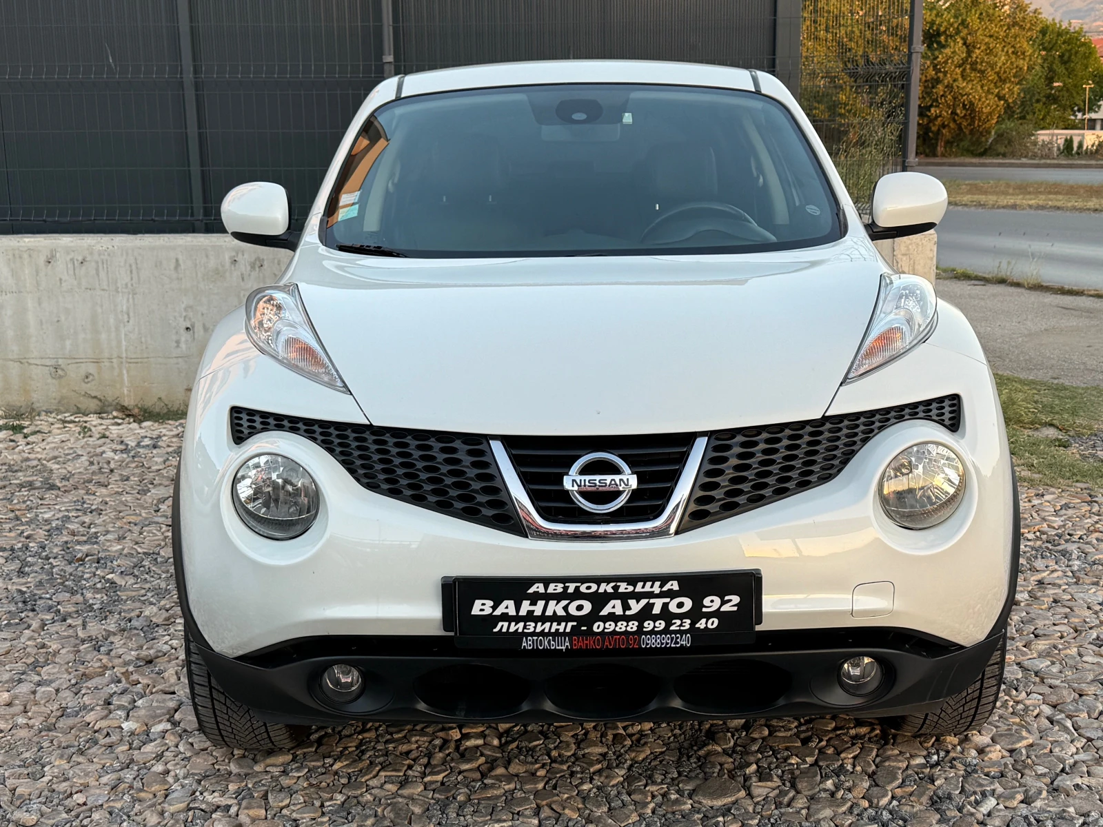 Nissan Juke TEKNA изпълнение, снимка 2 - Автомобили и джипове - 56020345