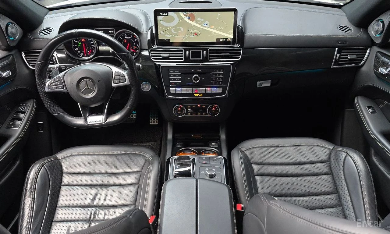 Mercedes-Benz GLE 63 AMG HARMON* KARDON* ОБДУХВАНЕ* ПАНОРАМА* МАСАЖ* КЕЙЛЕС, снимка 7 - Автомобили и джипове - 56120446