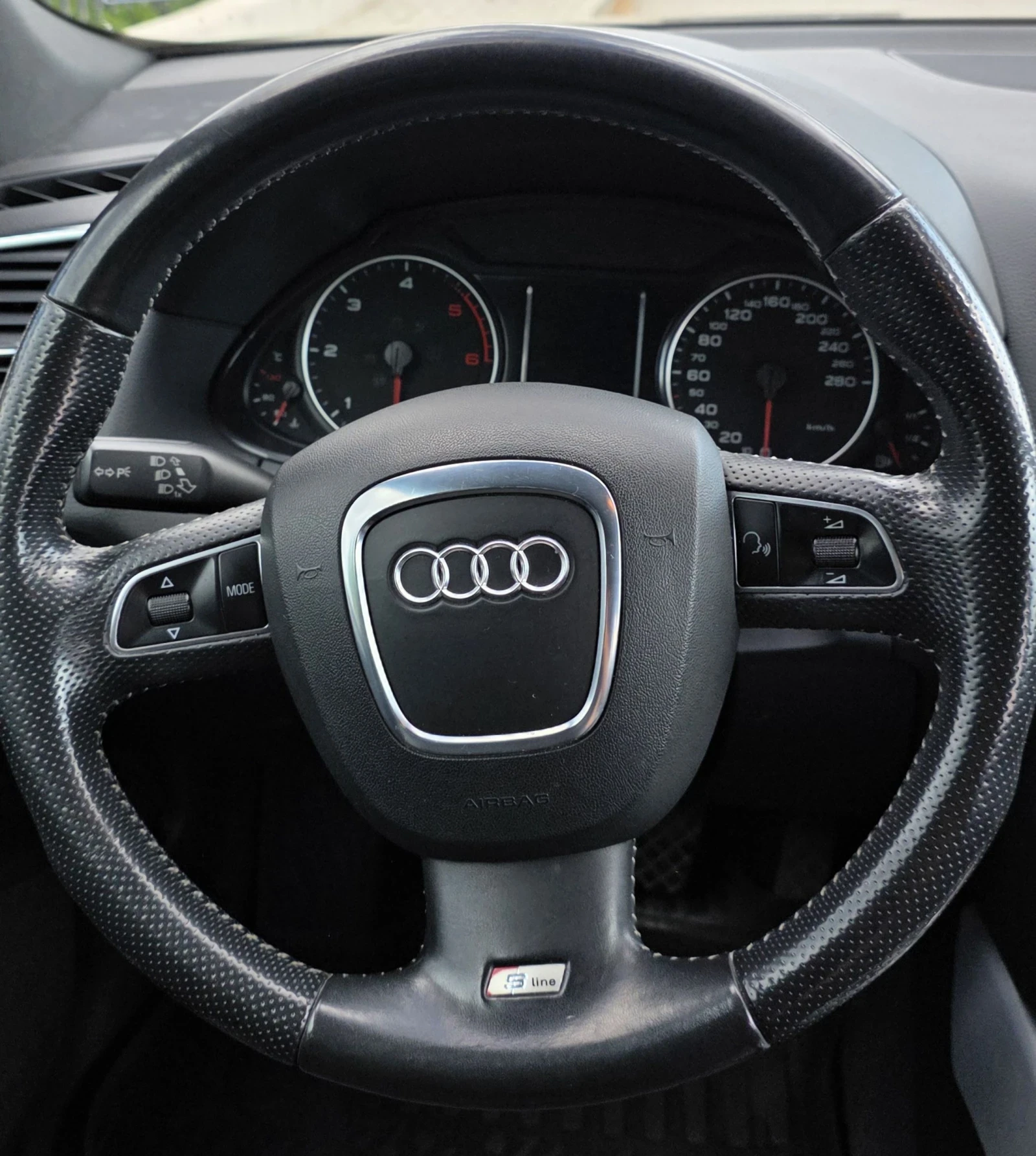 Audi Q5 2.0 TDI QUATTRO S-LINE, снимка 8 - Автомобили и джипове - 56245883