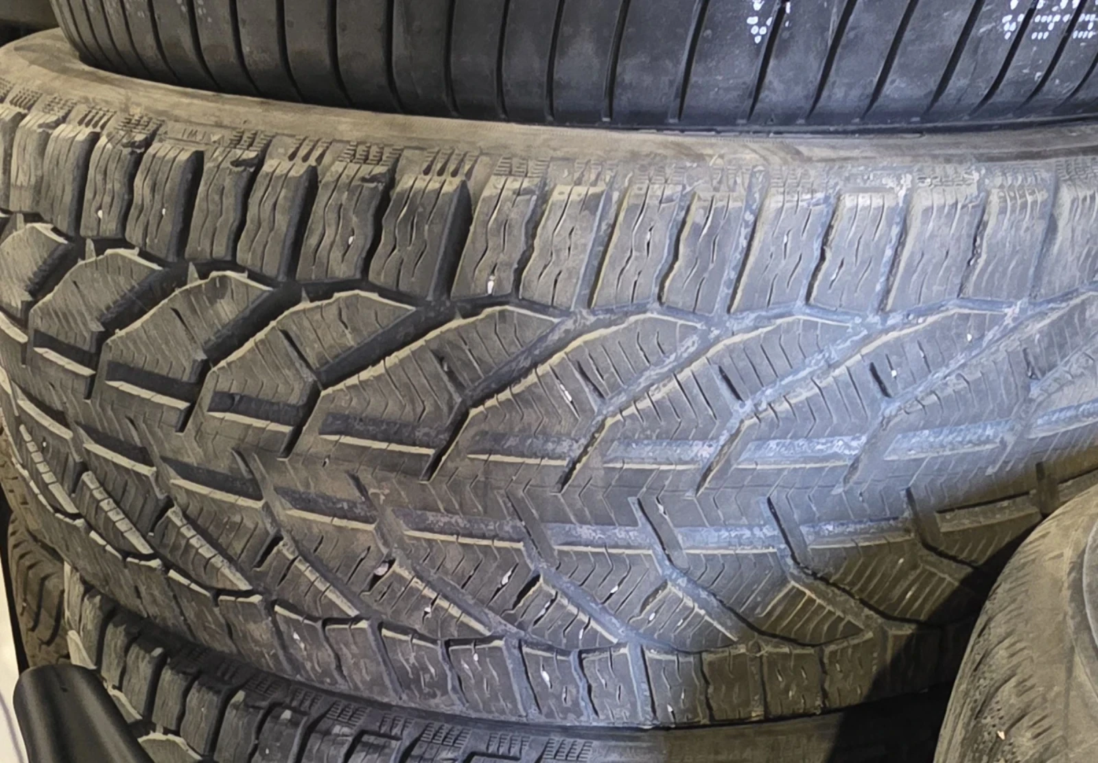 Audi Q5 2.0 TDI QUATTRO S-LINE, снимка 15 - Автомобили и джипове - 56245883