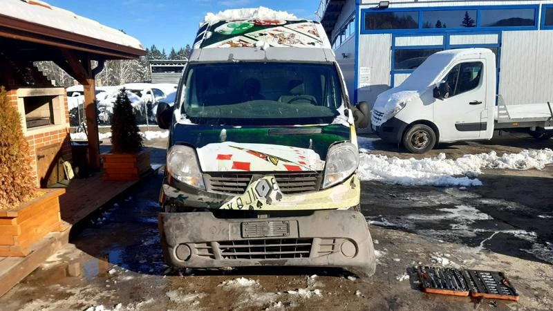 Renault Trafic 2.0d.68783km, снимка 6 - Бусове и автобуси - 35783058