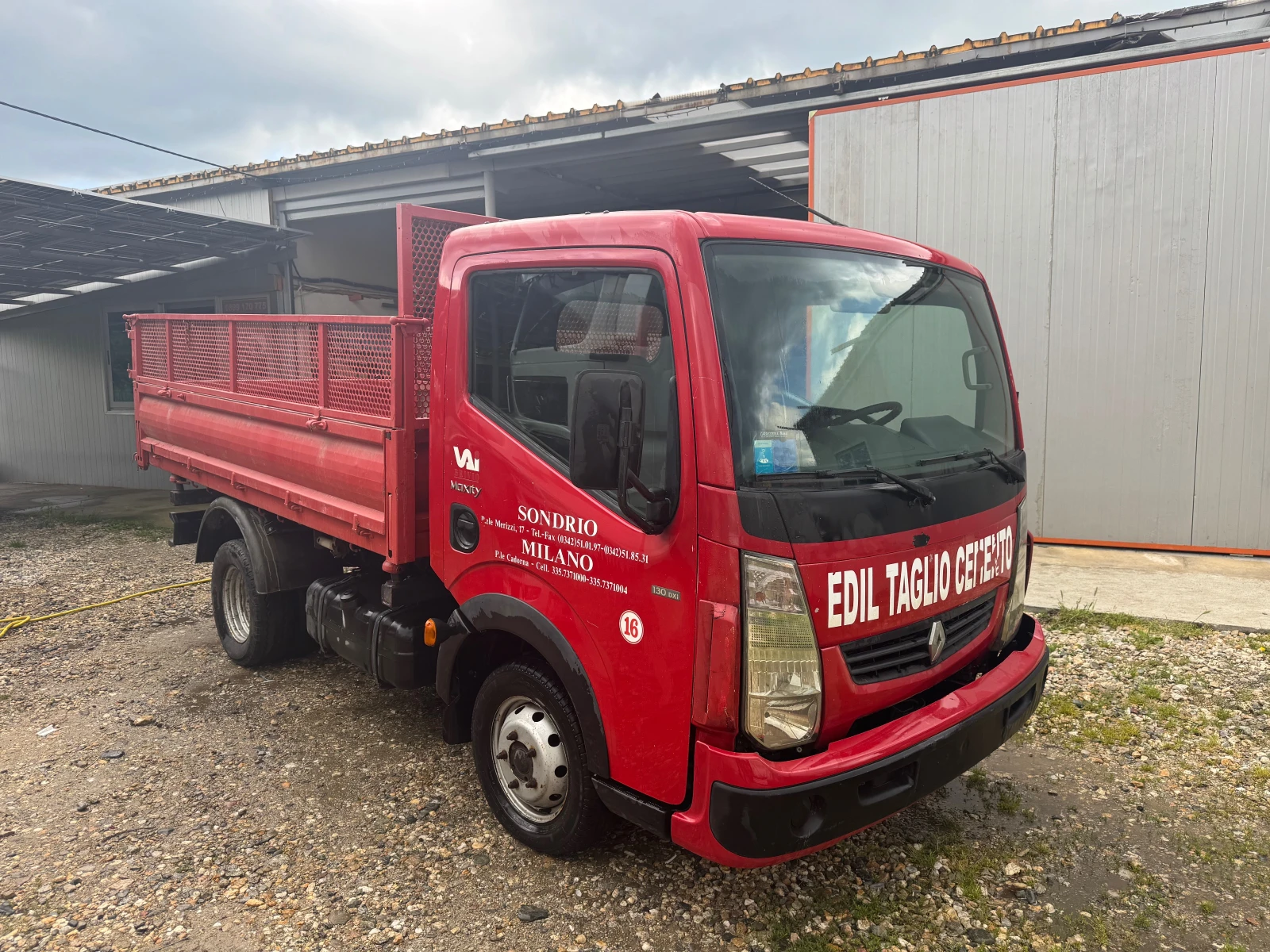 Renault Maxity 130dci