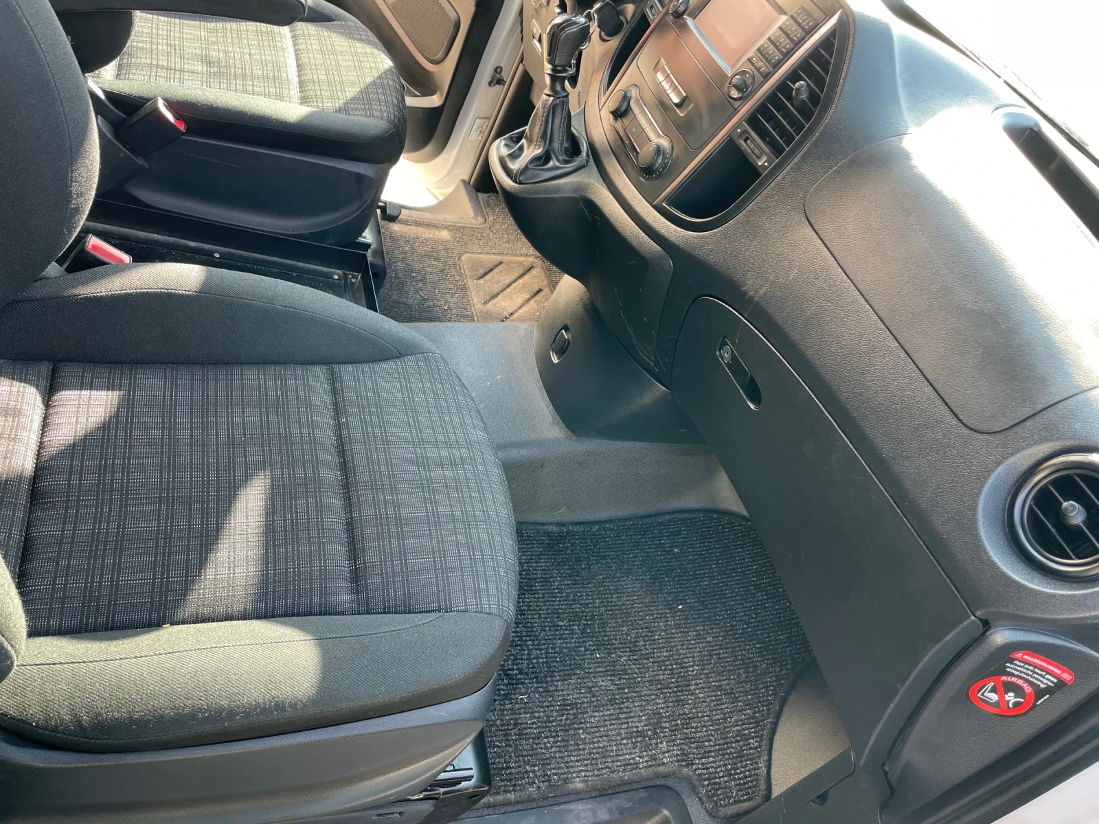 Mercedes-Benz Vito 1.6 CDI 111, снимка 9 - Бусове и автобуси - 53820188